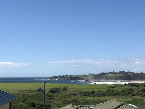 121 Montague Avenue, Kianga - Foster Accommodation 1