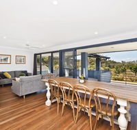 143 Matthew Flinders Drive Port Macquarie - Foster Accommodation