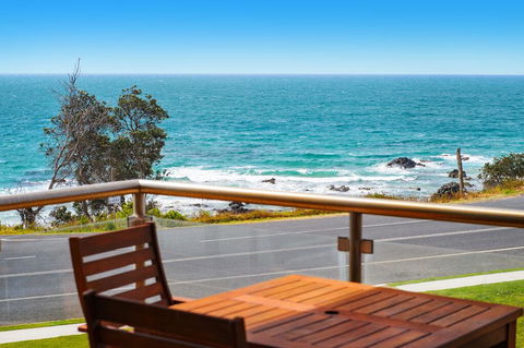 15 Beachpark Apartments - Foster Accommodation 3