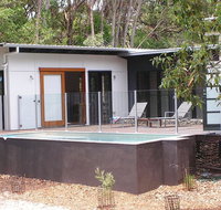 16 Ibis Court - Rainbow Shores Beautiful Private and Peaceful Wi-fi - Foster Accommodation