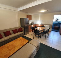 16 Lakeview Plaza - Foster Accommodation