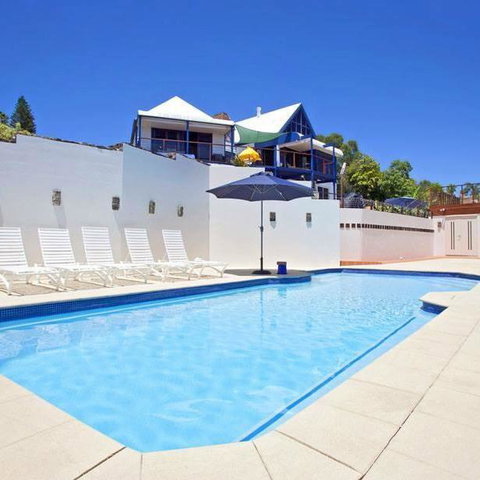 1770 Sovereign Lodge Retreat - Foster Accommodation 3