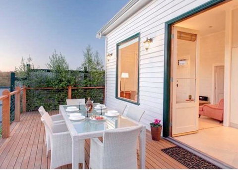 1880s Kananook Boutique Historic Luxury Apartment FSC Private Villa Bairnsdale - Foster Accommodation 0