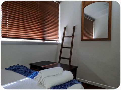 19 Grimshaw - Foster Accommodation 1