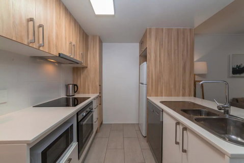 2 Bedroom Apartment Seconds From Valley - Foster Accommodation 1