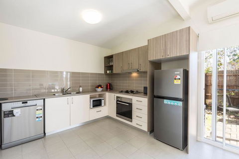 2 Bedroom W/Parking Near Central Cessnock - Foster Accommodation 1