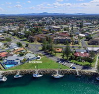 2 Rockpool Road - Foster Accommodation