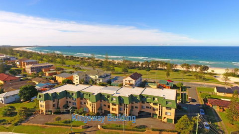 20 Kingsway 3 Bedroom Holiday Apartment - Foster Accommodation 1