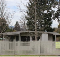 20 Toorak Rd Bright - Foster Accommodation