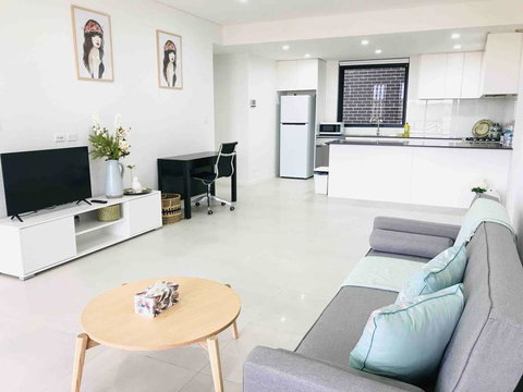 208 Kalina Apartments 2 Bedrooms - Foster Accommodation 0