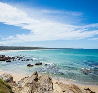 22 Dulling Street - Beach House - Foster Accommodation