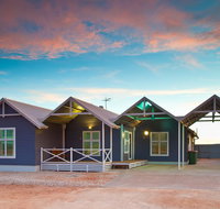 22 Kestrel Place- PRIVATE JETTY - Foster Accommodation