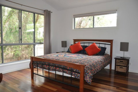 24 Esprit Drive - Beach Home With Open Plan Living And Walking Distance To Beach - Foster Accommodation 3