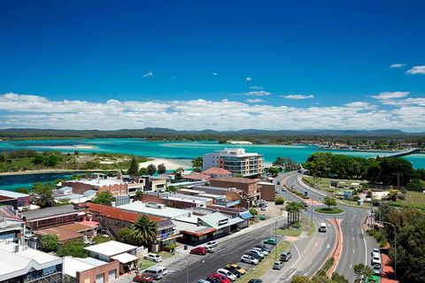 Beaches International - Foster Accommodation 2