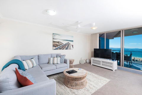 Beaches International - Foster Accommodation 4