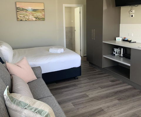 BIG4 Waters Edge Holiday Park - Foster Accommodation 2