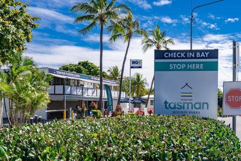 BIG4 Tasman Holiday Parks - Rowes Bay - Foster Accommodation 1