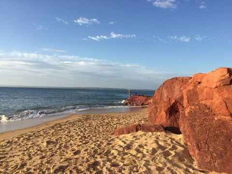 BLACK DUCK SHACK -Dog Friendly -Red Rocks Beach - Foster Accommodation 2