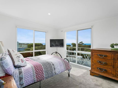 BLAIRGOWRIE VIEWS..front Beach Location Location. - Foster Accommodation 3
