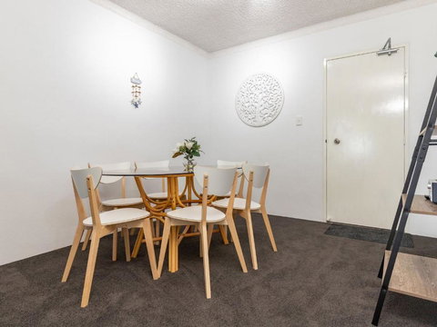 Camelot 01 - Foster Accommodation 4