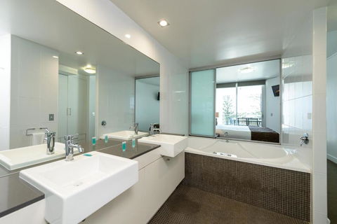 C Bargara Resort - Foster Accommodation 3