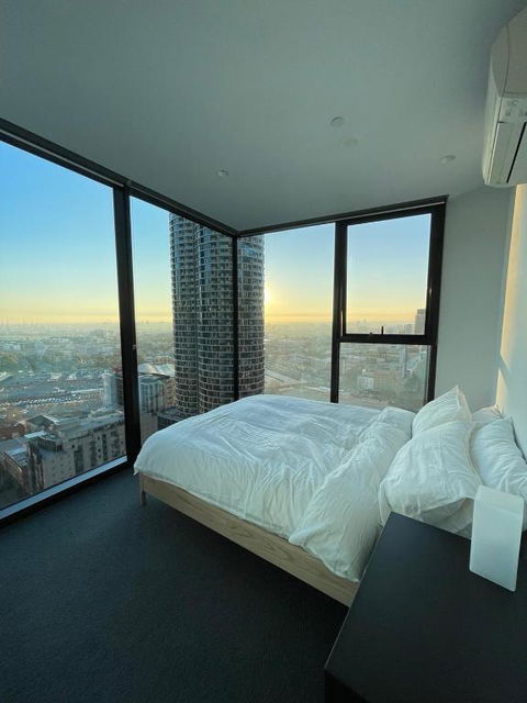 C&S Stay- Melbourne CBD - Foster Accommodation 0