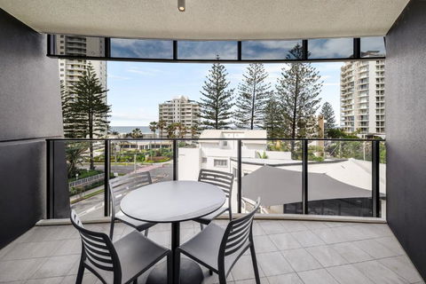 CASSA VUE - Cozy Apartments Managed By The Cassa - Foster Accommodation 2