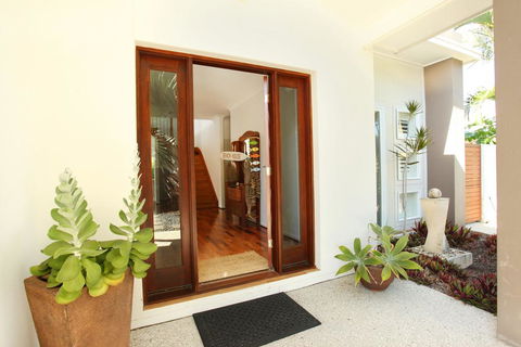 3 Bauhinia Crescent Marcoola - PET FRIENDLY, LINEN SUPPLIED, 500 BOND - Foster Accommodation 1