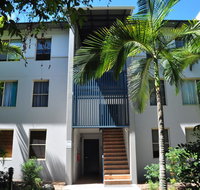32/15 Rainbow Shores - Unit overlooking bushland with shared swimming pool spa and tennis court - Foster Accommodation
