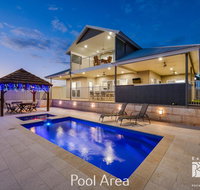 34 Madaffari Drive - Pool - Foster Accommodation