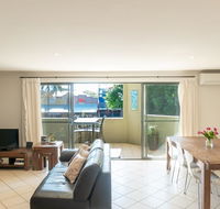 4/4 On First - Foster Accommodation