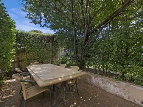 40 Campbell - Foster Accommodation 1