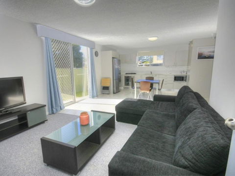 45B Wharf Street Downstairs - Foster Accommodation 0