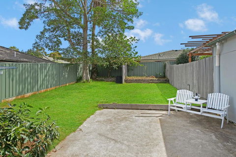 53 Hollingworth Street, Port Macquarie - Foster Accommodation 3
