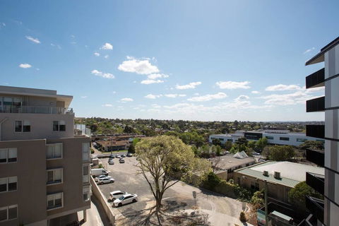60, Boutique Studio@Boxhill, Boxhill Central, Mall - Foster Accommodation 2