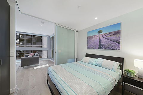 A Bright & Modern CBD Apt Next To Southern Cross - Foster Accommodation 1