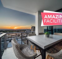 A Cut Above The West - Pool - Rooftop Bar - Gym - Wifi - Foster Accommodation