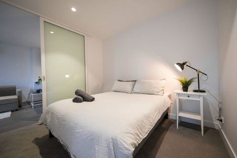 A Dreamy 2BR CBD Apartment Near Southern Cross - Foster Accommodation 3