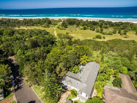 A PERFECT STAY - Baby Blue - Foster Accommodation 1
