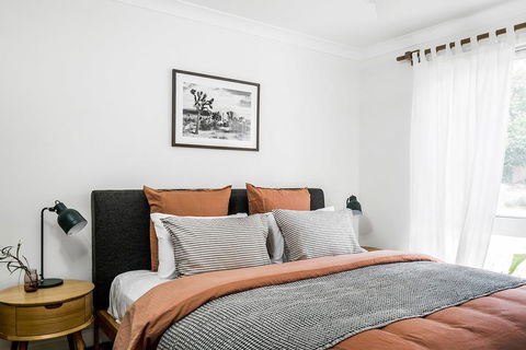 A PERFECT STAY - Baby Blue - Foster Accommodation 3