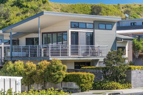 A PERFECT STAY - Sandy Feet - Foster Accommodation 0
