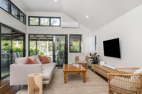 A PERFECT STAY - Solstice - Foster Accommodation 0