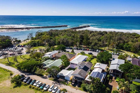 A PERFECT STAY - Sunset Beach - Foster Accommodation 0