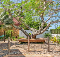 A SWEET ESCAPE - Byron Surf Cottage - walk to Byron - Foster Accommodation