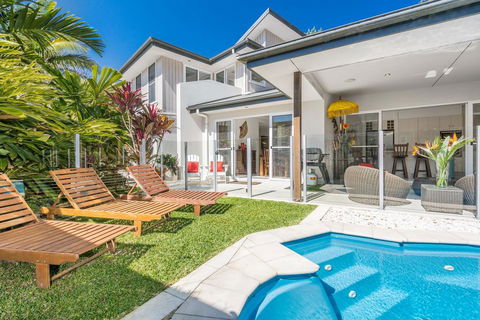 A SWEET ESCAPE - Serenity On Sallywattle - Foster Accommodation 0