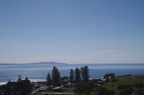 AAA Views, 2 View Street - Foster Accommodation 0