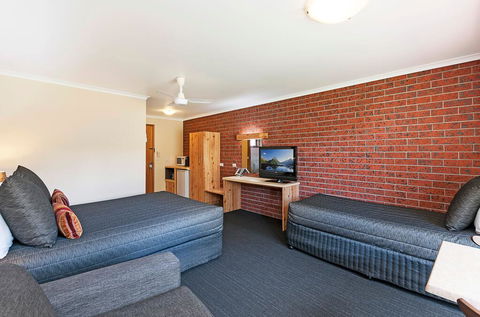 AAt 28 Goldsmith Motel - Foster Accommodation 2