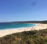Abbey Beach Shack - Foster Accommodation