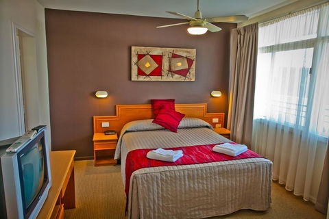 Abbotsleigh Motor Inn - Foster Accommodation 2