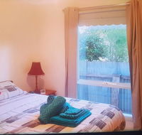 Abelia Cottages Botanical - Foster Accommodation